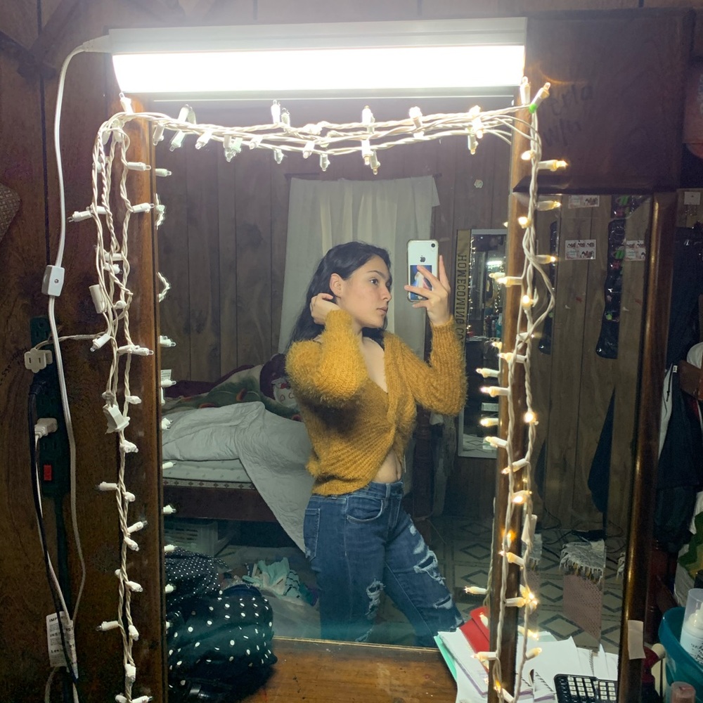 A’GACI knot sweater